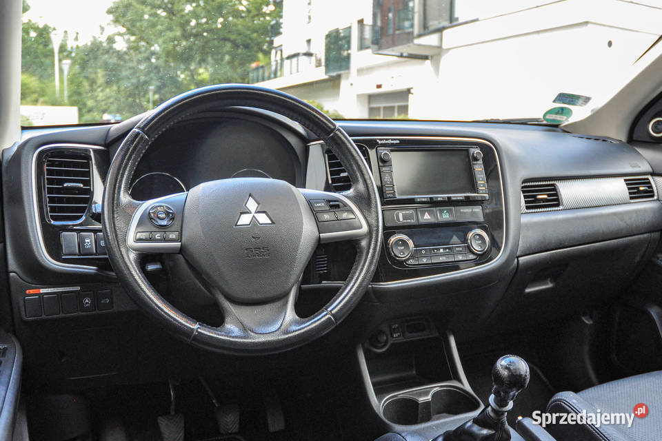 Mitsubishi Outlander 4x4 Bezwypadkowy Skóry diesel Wrocław