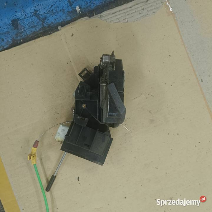 Zamek drzwi prawy tył BMW E39