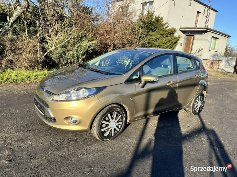 Ford Fiesta 125 udokumentowany przebieg Mk7 2008 wspomaganie kierownicy Jarocin