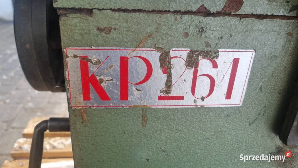 Obrabiarka wieloczynnościowa YAKORUDA KP261 Karsin