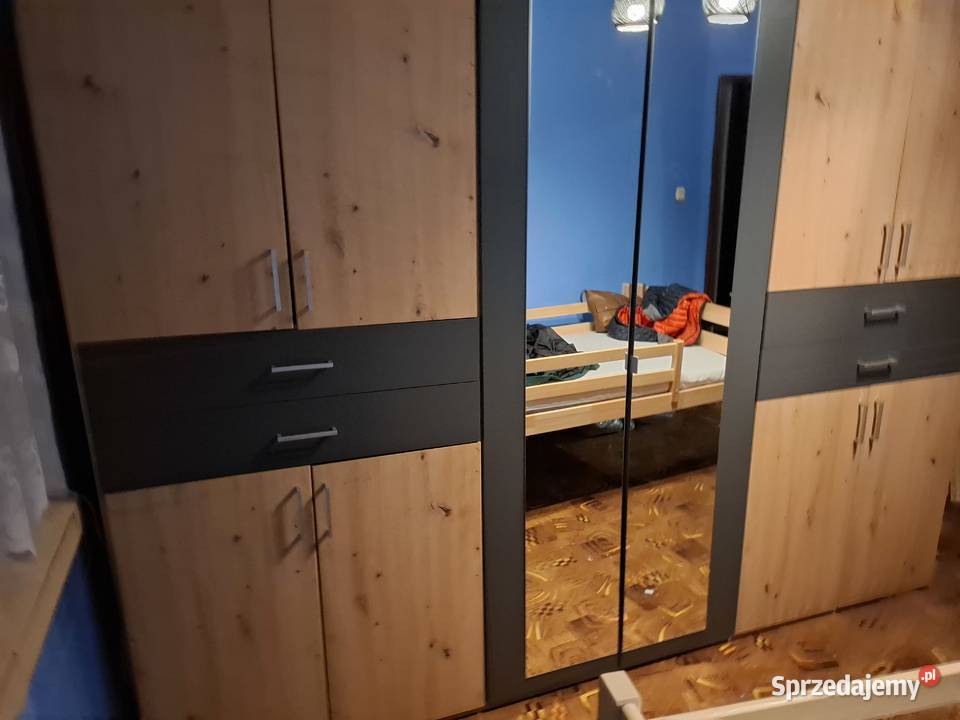 Szafa ośmiodrzwiowa Taiga 272 206.8cm Lublin