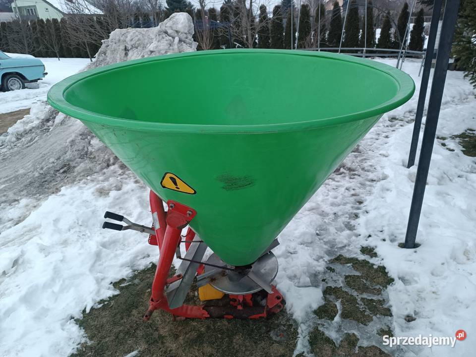 Rozsiewacz do Nawozow Lejek 400l Rozsiewacze nawozów