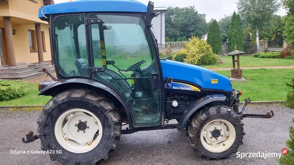 Ciągnik Holland TCE 45 z kabiną TUZ podnośnik New Holland śląskie Przymiłowice