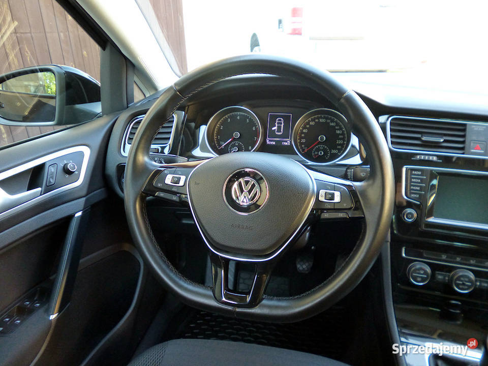 Volkswagen Golf 7 12 TSI 105 Doinwestowany Wieluń