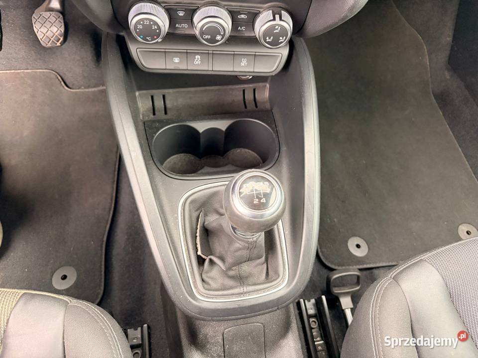 AUDI A1 16 TDi DPF 90 Ambition Luxe DB880 A1