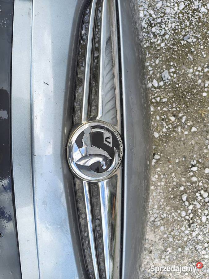 Zderzak przedni Opel Astra J GTC Radom