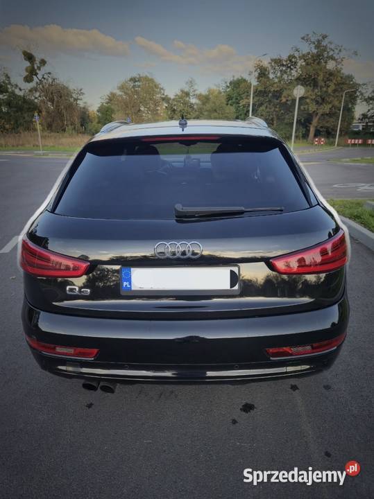 Audi Q3 20 220 automat tiptronic benzyna czarna Samochody osobowe Wrocław