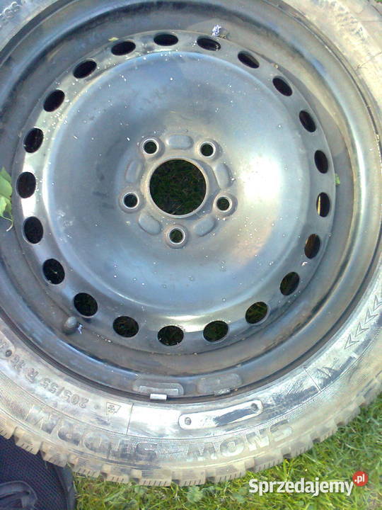 koła zimowe 16 Ford Volvo Samochodowe Jarosław sprzedam
