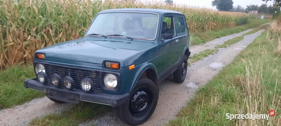 Lada Niva 07r Zielona 17ben Hak 4x4 Świdnica