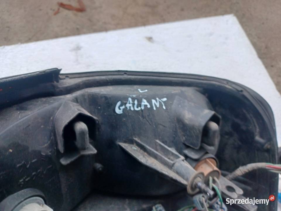 Lampa Tył Lewa Mitsubishi Galant VIII Sedan Pogorzelec