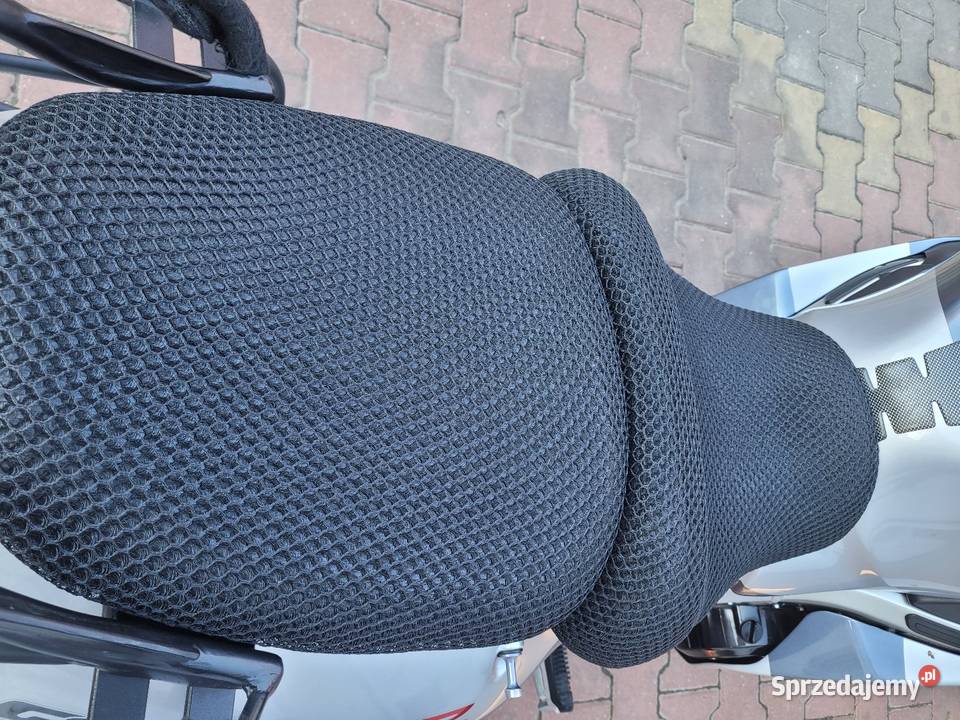 SUZUKI GSX 1300R Hayabusa 1 gen 2004 kufry dużo nieuszkodzony świętokrzyskie Brzezie sprzedam