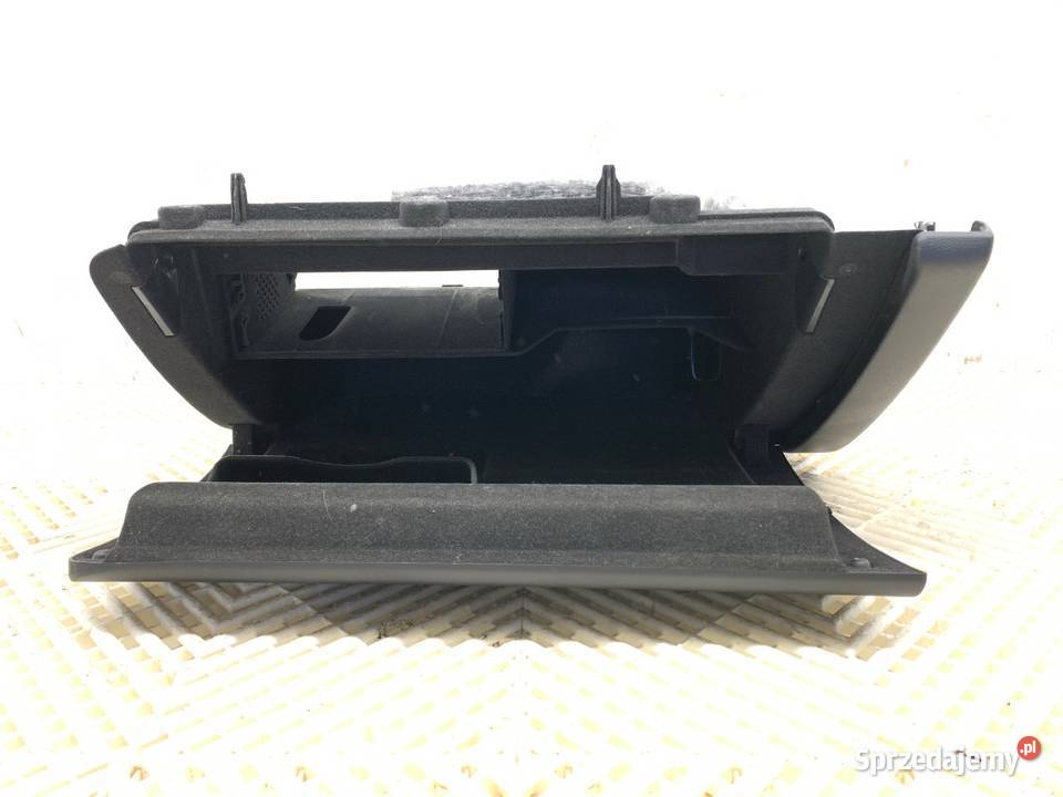 SCHOWEK PASAŻERA AUDI A4 B8 Kombi 0715 sprzedam