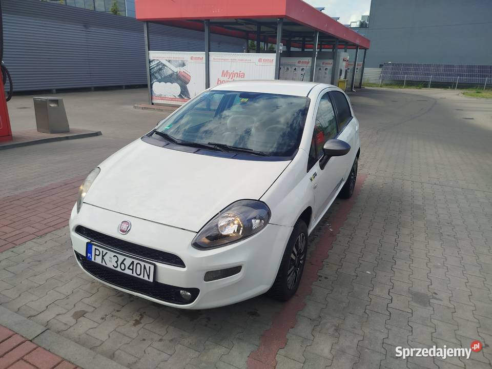 Fiat Punto Young 14 benzyna 2014 Kalisz