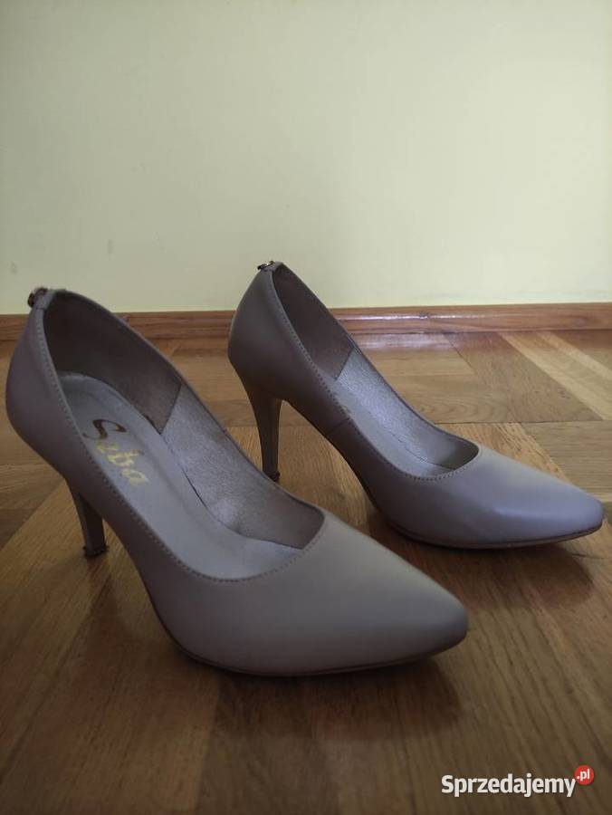 Sprzedam skórzane szpilki w kolorze beżowym inna Przasnysz