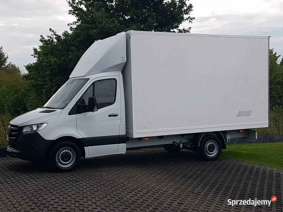 Mercedes Sprinter KONTENER 8EP 411x215x230 KLIMA bluetooth Poręba sprzedam
