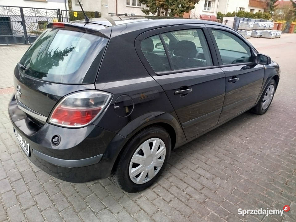 Opel Astra 18 LPGopłaty w auta import niemcyLPG Toruń