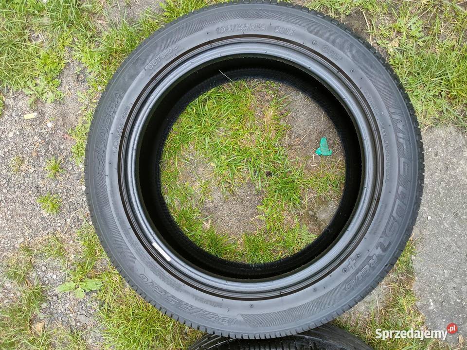 Para 19555 R16 Lassa Impetus REVO 195 Opony