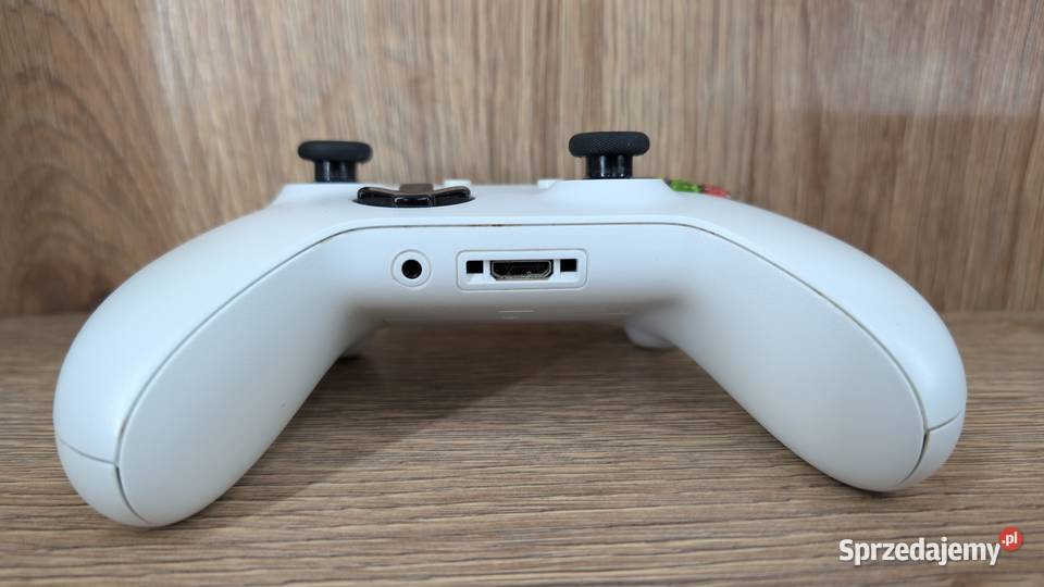 Pad Bezprzewodowy Microsoft Biały Model 1708 Ruda Śląska sprzedam