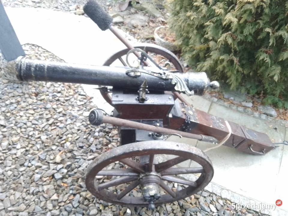 Duża armata ręcznie wykonana kolekcjonerska