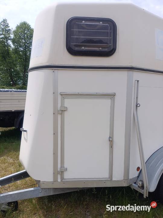 Dwuosiowa przyczepa koni Blomert 2012r Stan Motoryzacja Pelnik