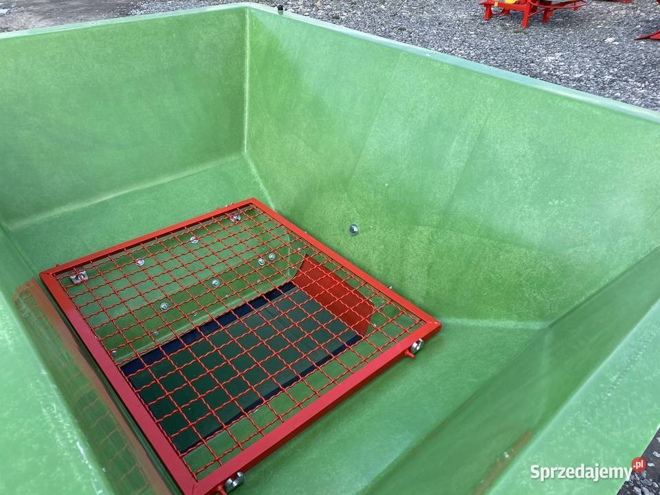 Rozsiewacz Nawozów Taśmowy Do Wapna 300l 400l kujawsko-pomorskie