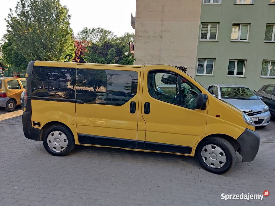 z opłatami VIVARO 9 osobowyr2003 poj 19diesel Motoryzacja warmińsko-mazurskie Elbląg