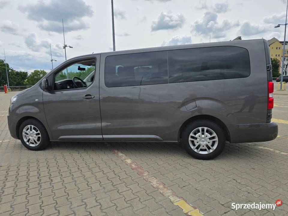 Opel Vivaro 15 CDTI Long 9osobowy 2020 44 147 1499cm3 Warszawa