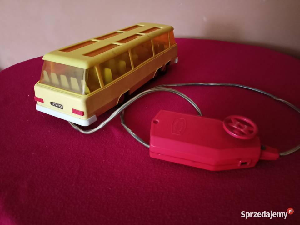 Zabawka PRL autobus