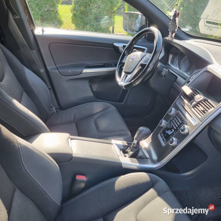 Volvo XC60 2014 r 2diesel 180KM