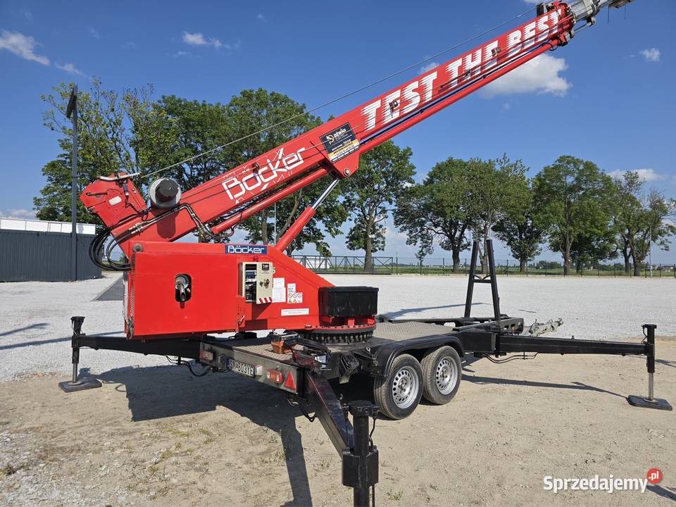 USŁUGI zwyżką i dźwigiem dekarskim łódzkie Kluki