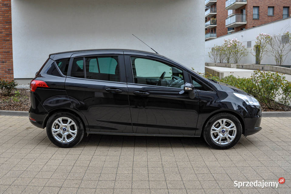 Ford B Bezwypadkowy 2015 r 999cm3 Wrocław