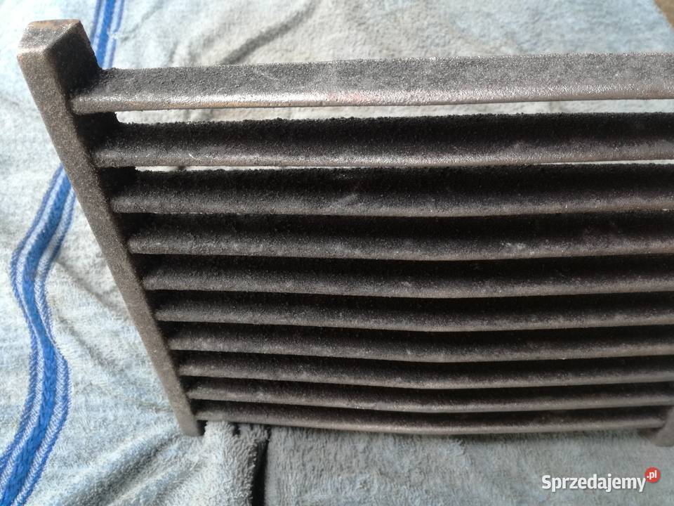 ruszt żeliwny 26cmx22 Góra