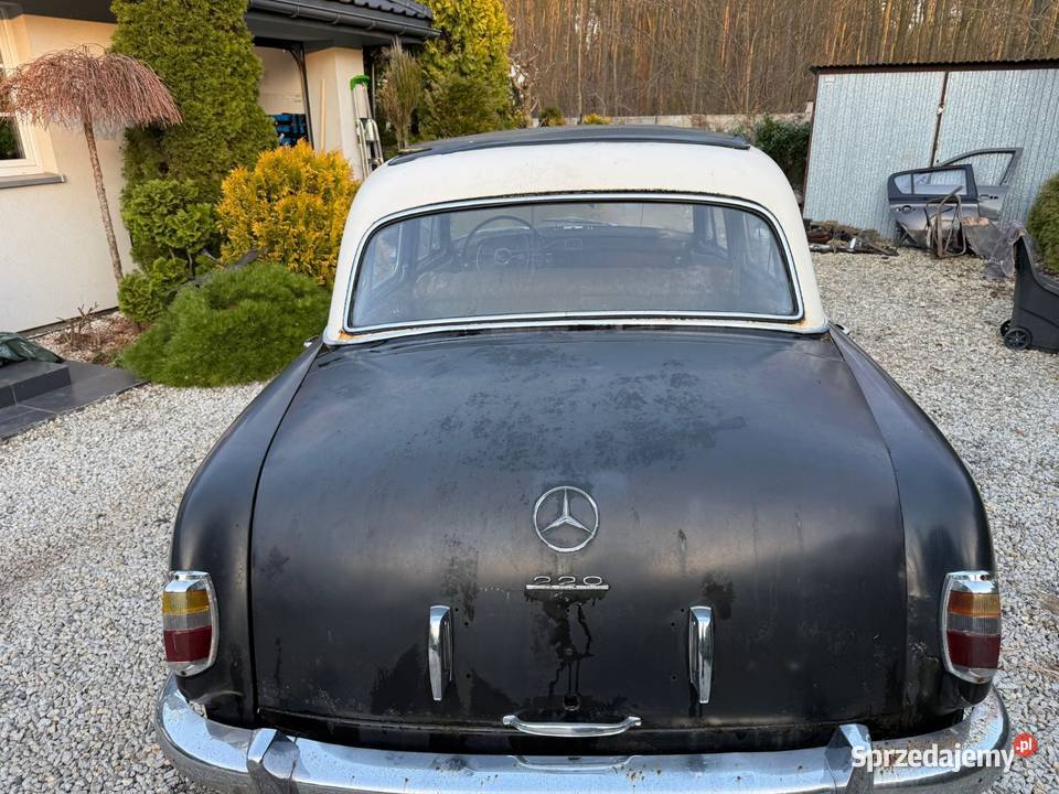 Mercedes Ponton W180 219 220S 2 sztuki Pozostałe