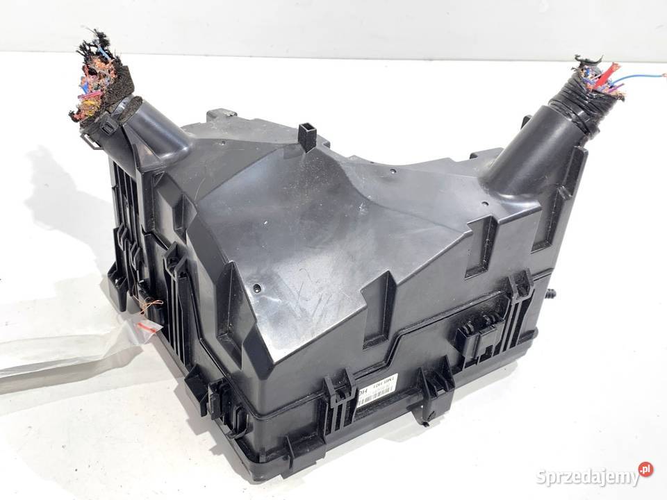 SKRZYNKA BEZPIECZNIKÓW HONDA CRV V SUV 20 145