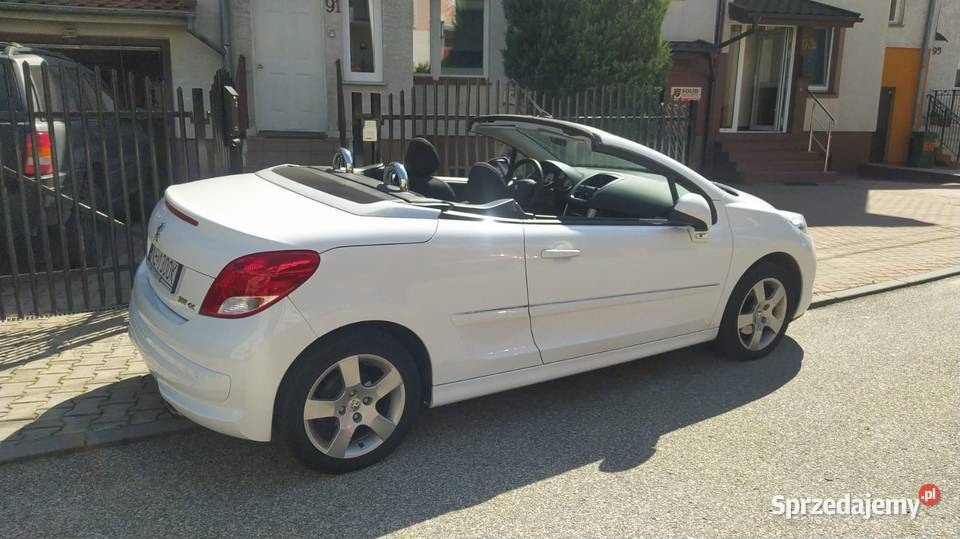 Ładny Peugeot cabrio garażowany Nidzica