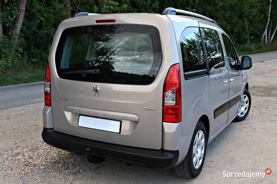 XLine Klimatyzacja Opłacony Rok produkcji 2011 Gostynin