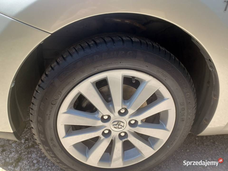 Toyota Auris 16 VVti Sikorzyce sprzedam