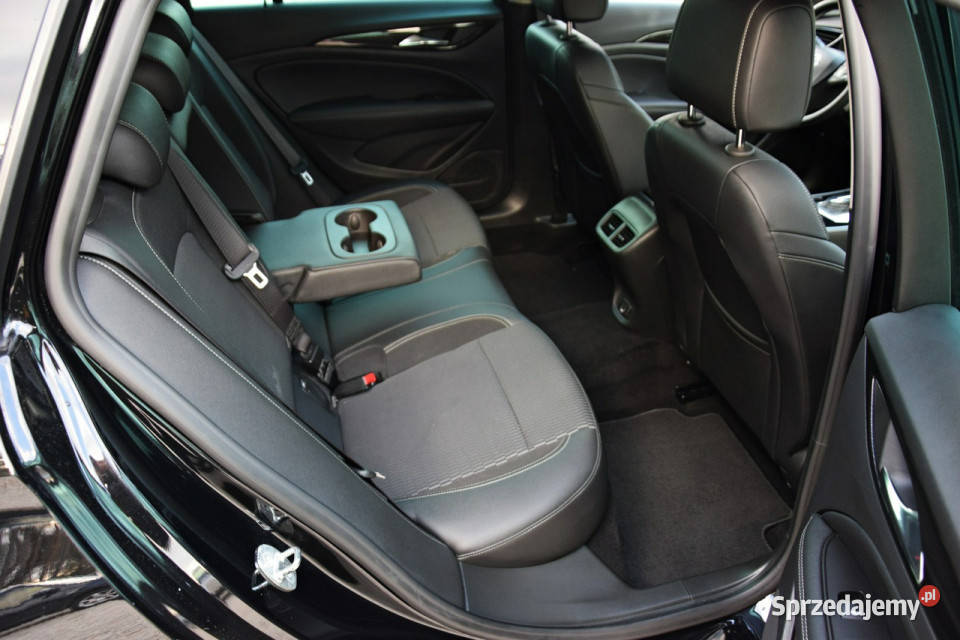 Opel Insignia Sports Tourer 16 CDTI 136 Full LED światła LED Ostrów Mazowiecka sprzedam