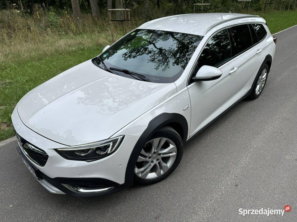 Opel Insignia Country Tourer 20 BiTurbo 209 Navi lakier metallic Józefkowo