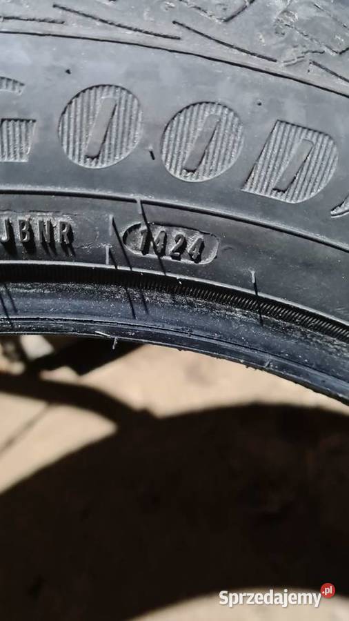 Goodyear 215 50 17 Wielopole Skrzyńskie sprzedam