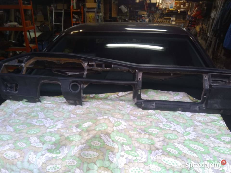 MERCEDES 190 W201 konsola deska rozdzielcza deski rozdzielcze, konsole Szprotawa