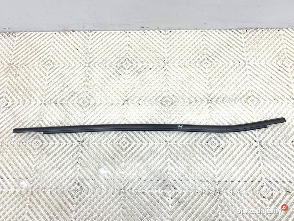 LISTWA ZGARNIAJĄCA TYŁ PRAWY RENAULT GRAND