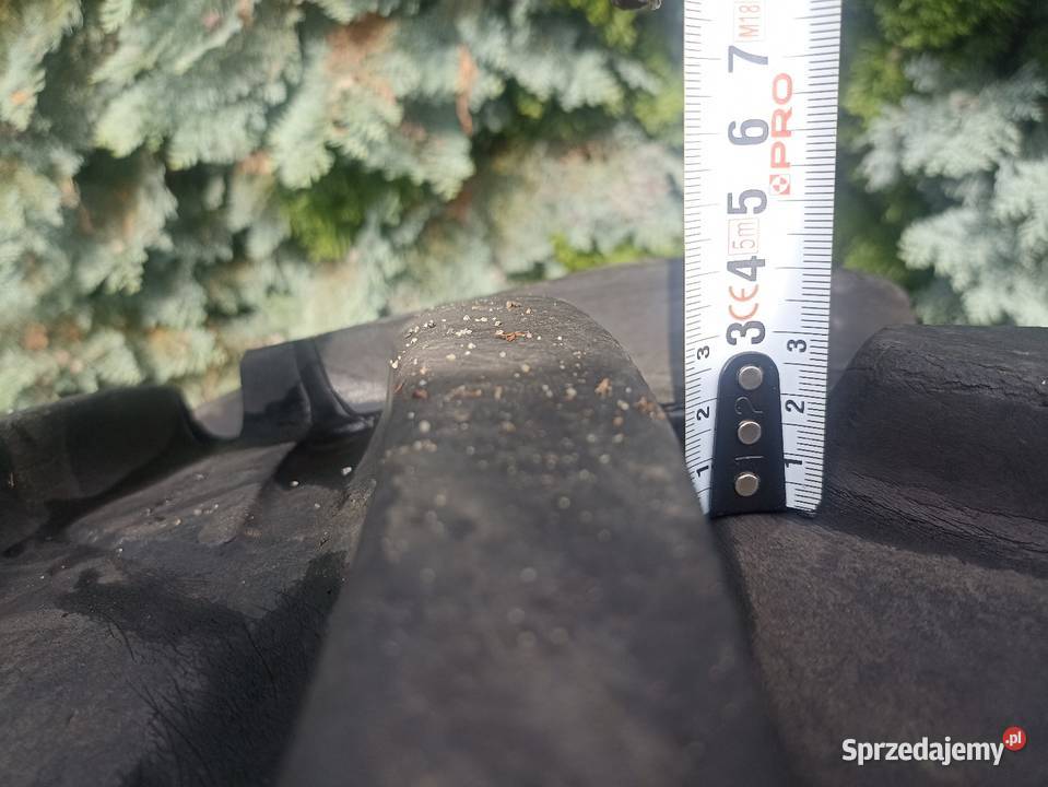 Opony rolnicze 136 R24 na feldze Złotnik sprzedam