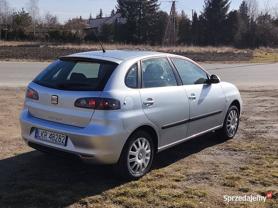 Seat Ibiza 14 benzyna 2006 136 przebiegu Hatchback Ibiza Łuków