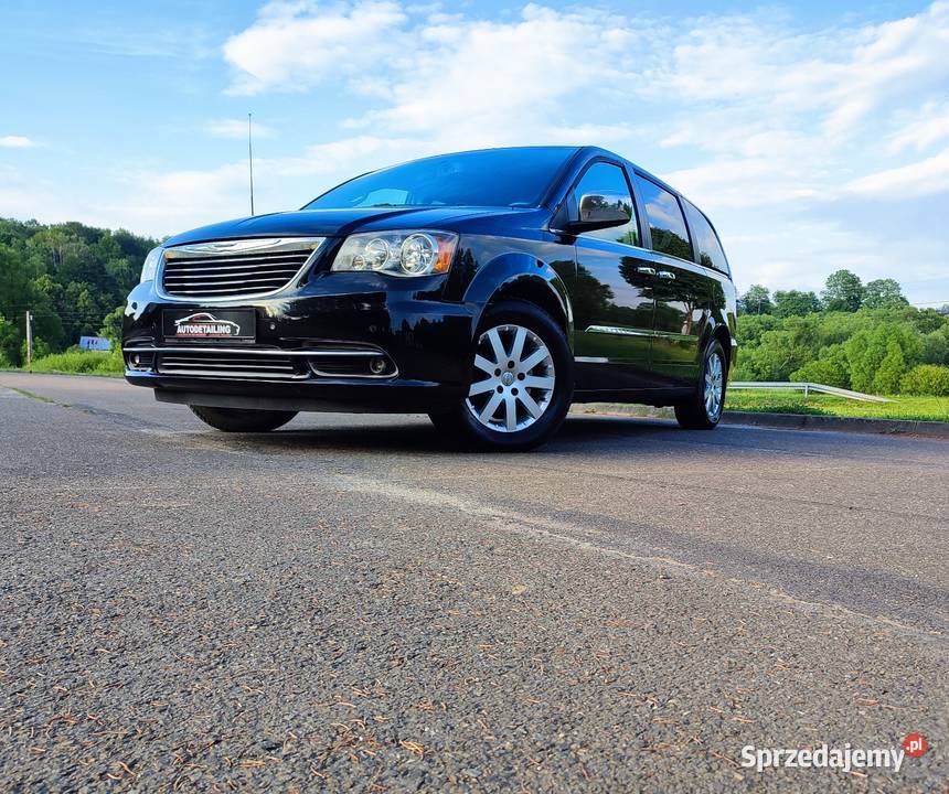 Ładny nie zgnity Chrysler Town Country 36v6 Domaradz