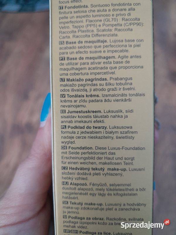 Podkład twarzy Avon Luxe Natural Glamour 30ml Siewierz