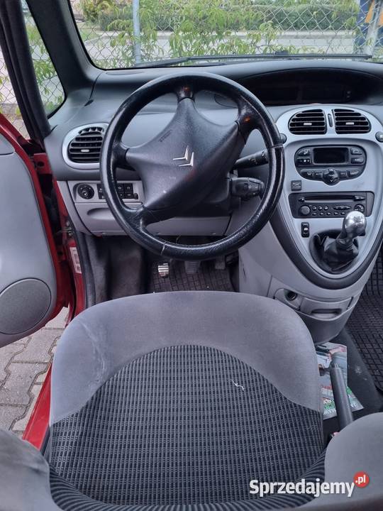 Citron Xsara Picasso 2010 Salon 12 lat u nas Wrocław