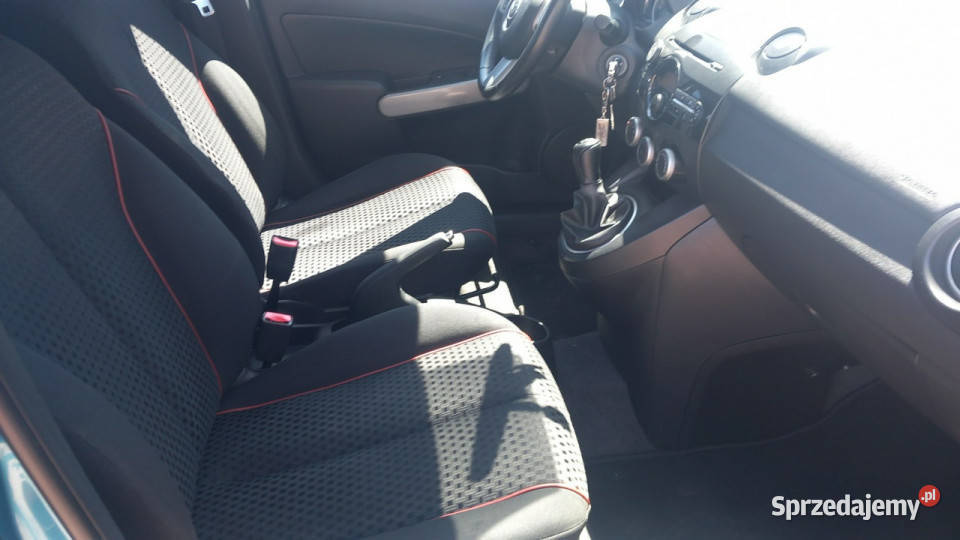 Mazda 2 Mazda 2 14 75 bogata wersja pełen serwis benzyna Łódź