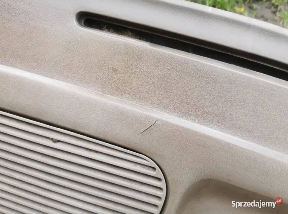 Deska rozdzielcza konsola kokpit BMW E34 osobowe śląskie Żory