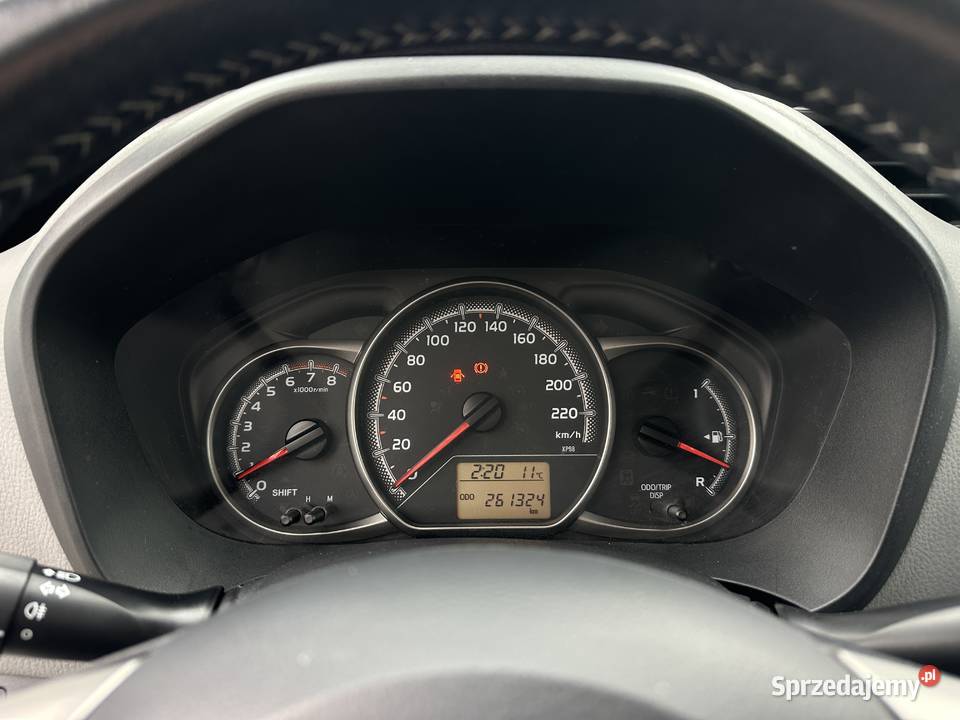Toyota Yaris 13 benz6 biegówKlimaIsofixSalon FV